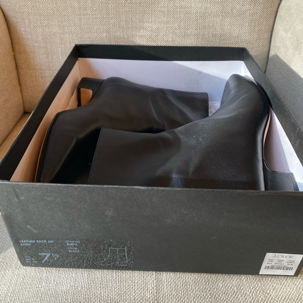 J. Crew Roxie Black Leather Back Zip Ankle Boots in Sz 7.5 with box - Picture 13 of 13